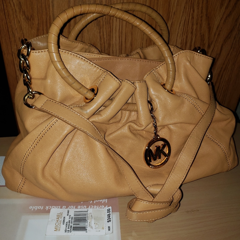 MK LG Addison Shoulder Tote